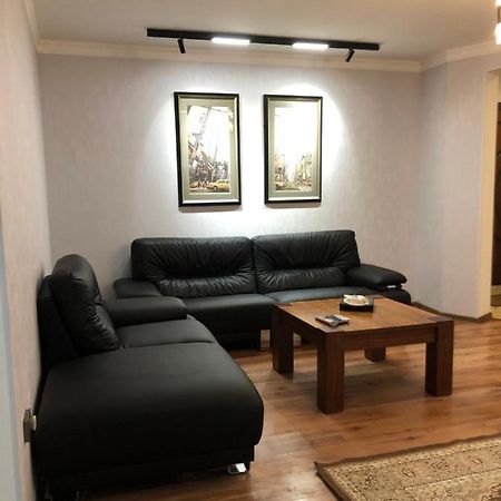 Stylish Apartments In The Heart Of The City! Tachkent Extérieur photo