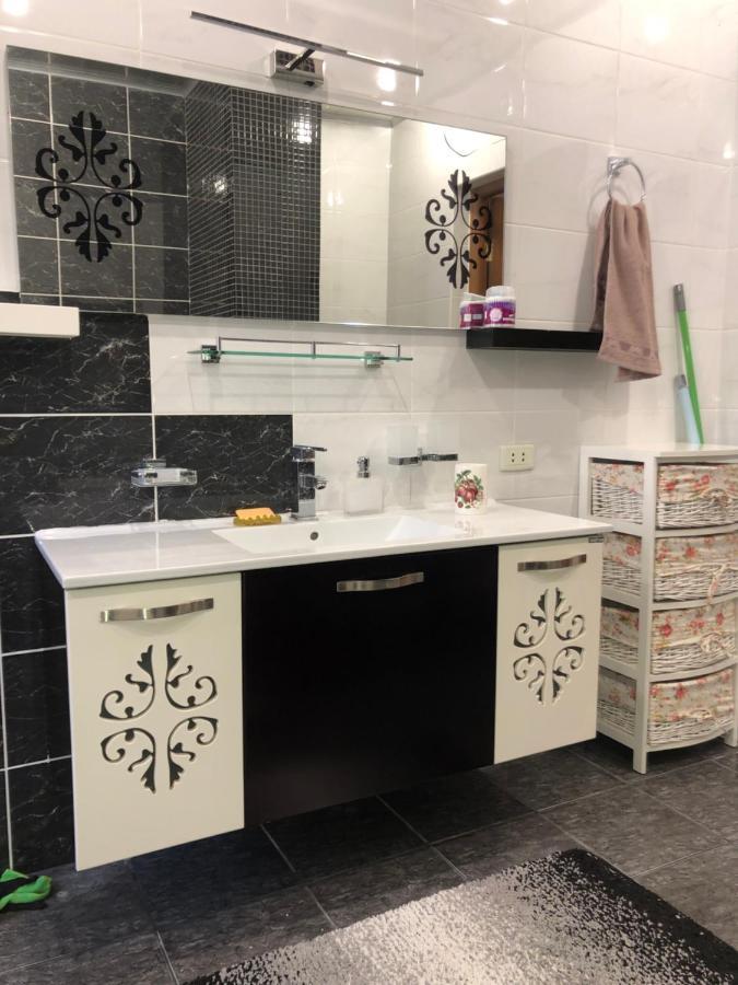 Stylish Apartments In The Heart Of The City! Tachkent Extérieur photo