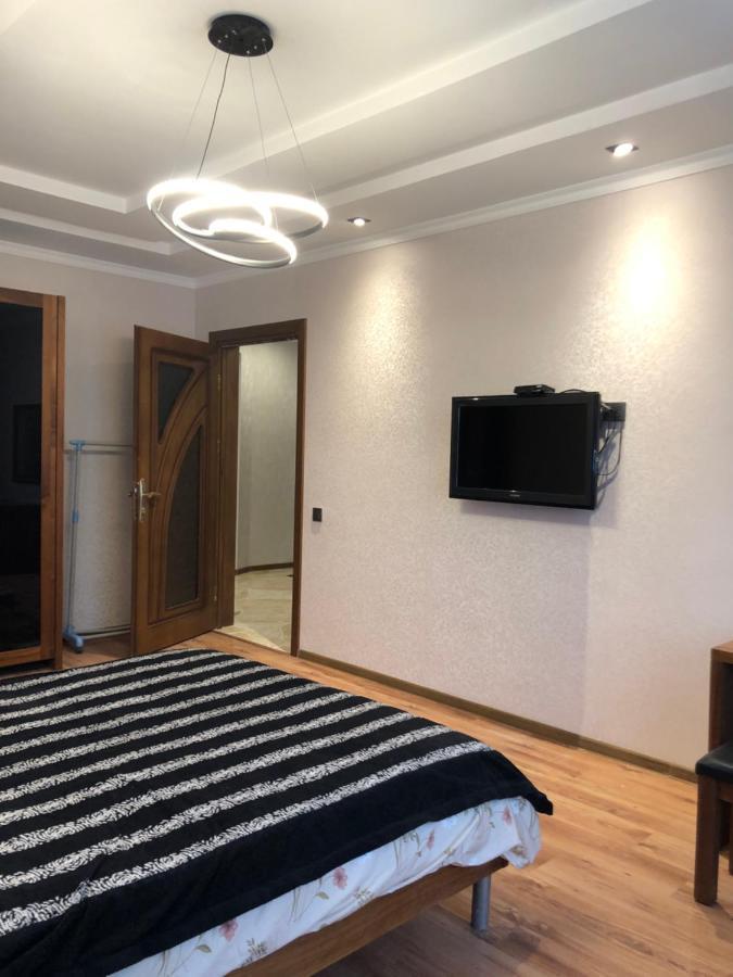 Stylish Apartments In The Heart Of The City! Tachkent Extérieur photo